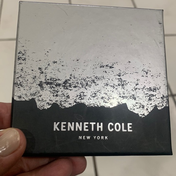 Kenneth Cole. Silver hoops with gold hanging ornaments - Picture 2 of 2